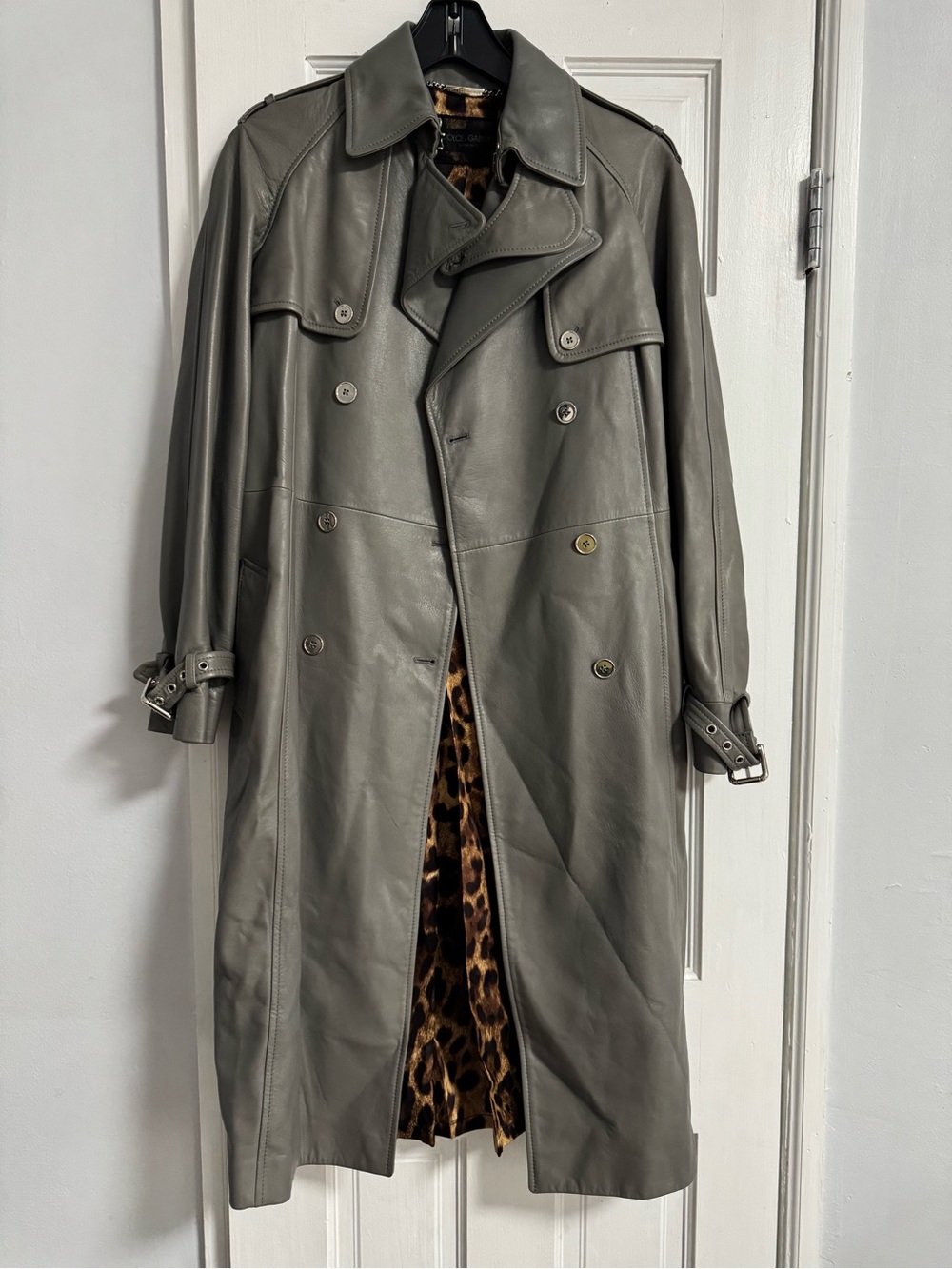 Dolce & Gabbana Gray Sheepskin Leather Trench Coat Leopard Lining IT 38